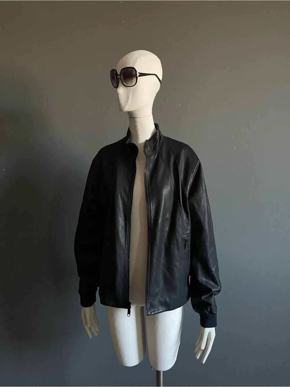 Vince Men’s M Black Lambskin Leather Racer Jacket Quiet Luxury Minimalist Unisex